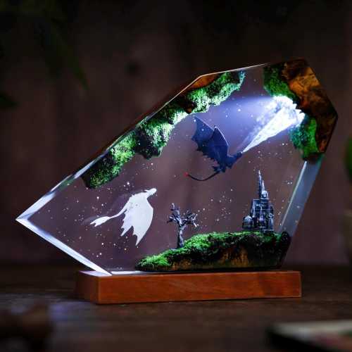 Flying Httyd Dragon Couple Resin Lamp, Fantasy Httyd Night Light with Black & White Dragons, Glowing Forest and Castle Scene Tooth.less Lamp