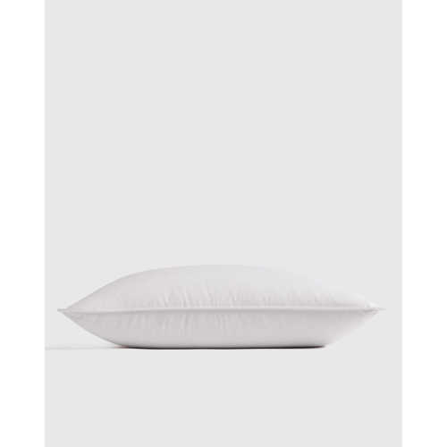 Luxe Goose Down Pillow in Soft/Medium