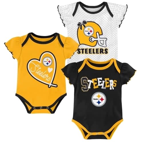 Outerstuff NFL Teams Newborn Baby and Infant Short Sleeve Bodysuit 3-Pack (0-18M)