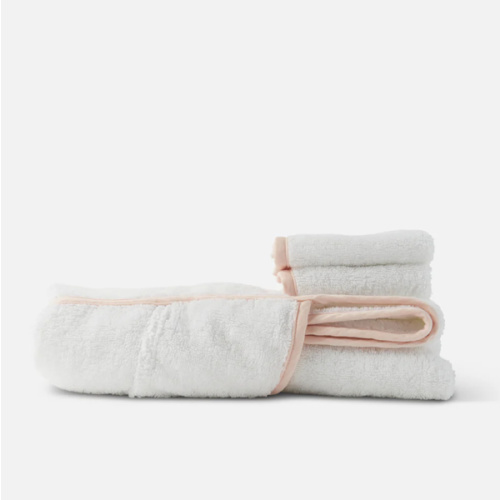 The Hooded Towel + 2 Washcloth Set  / Coconut / Grapefruit
