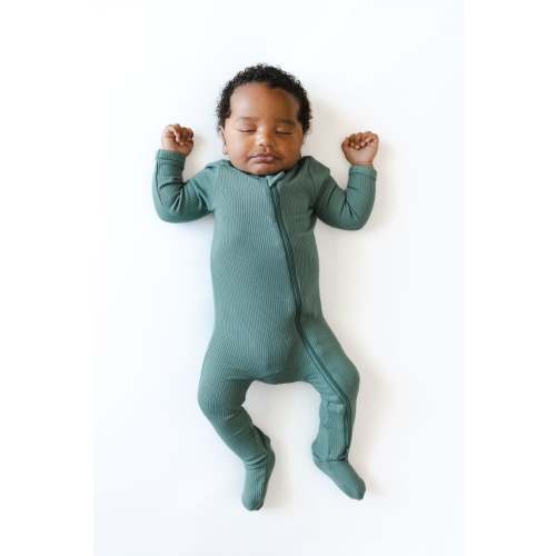 Ribbed Zipper Footie in Pine