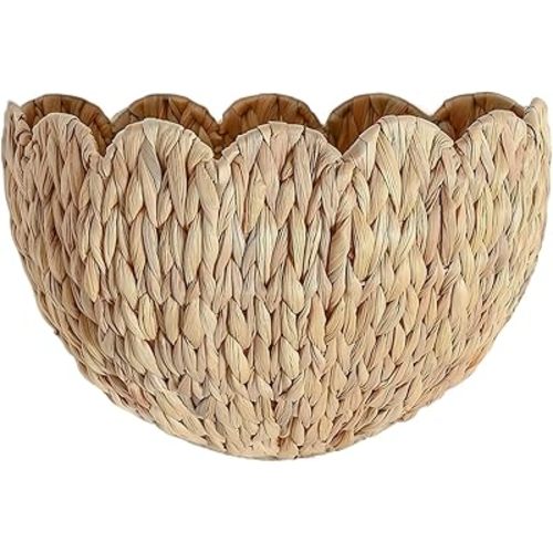 Scalloped Hanging Wicker Baskets for Wall, Scalloped Home Decor, Hanging Woven Rattan Wall Basket for Flowers Front Door Bathroom Storage (Water Hyacinth 1PC)