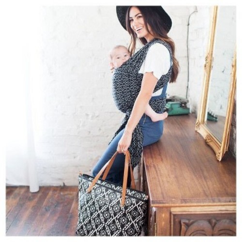 Petunia Pickle Bottom for Moby® Wrap Baby Carrier, Strolling in Salvador