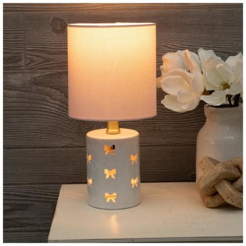 Bow Cutouts Lamp