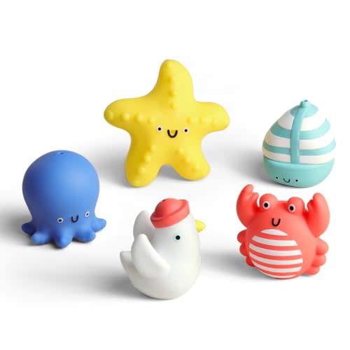 Itzy Ritzy Finger Puppet Bath Toy Set, 5-Piece Sensory Toy Set (Seaside) | Includes 4 Soft Finger Puppets & 1 Water-Squirting Toy for Interactive Storytelling, Imaginative Play & Sensory Exploration