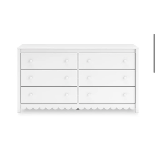 Hallityn Dresser – Levin Furniture