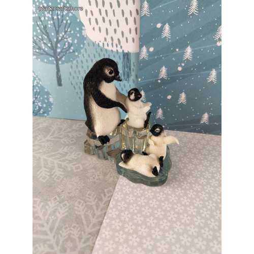 Vintage Hamilton Collection Penguins A Little Nudge in the Polar Playmates Arctic Escapades Figurine