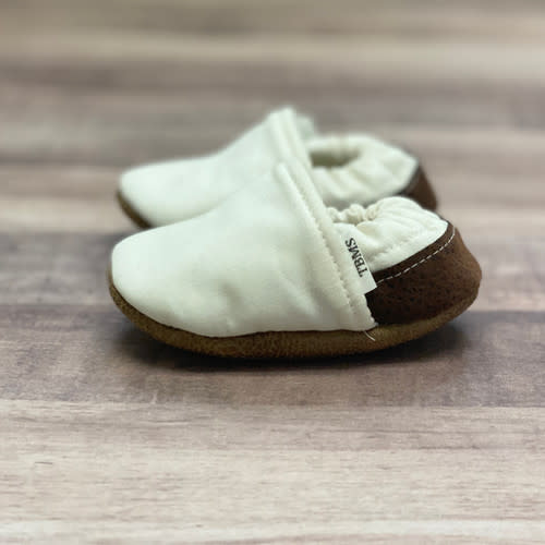 Cream with Brown Moccasins