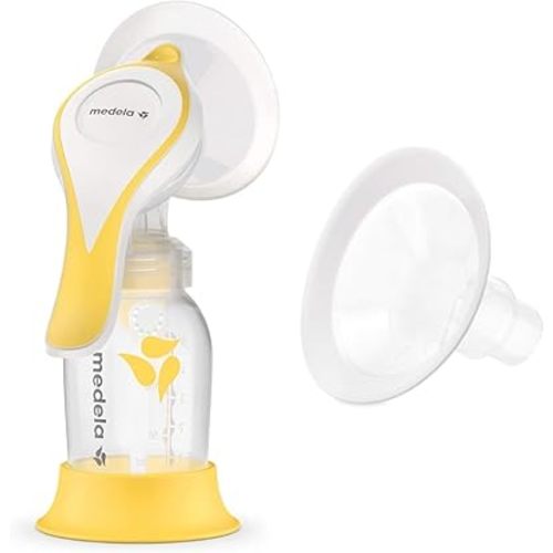 Medela Manual Breast Pump with Flex Shields Harmony Single Hand Pump and 2 Pack PersonalFit Flex 30mm Breast Shields