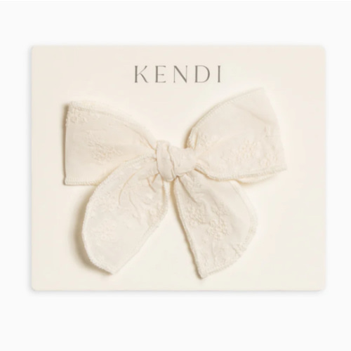 Eyelet Bow Clip