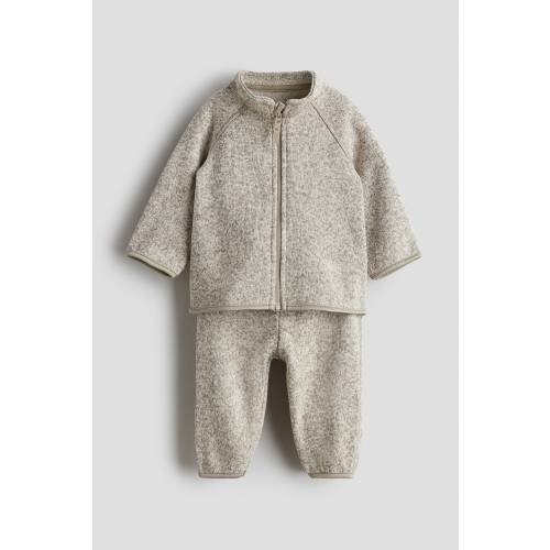 2-PIECE FLEECE SET