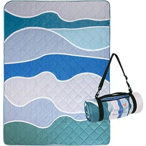Exclusivo Mezcla Waterproof Picnic Blanket 60x80 Inches Large Multicolor Floral Polyester Sandproof Modern Camping Blanket
