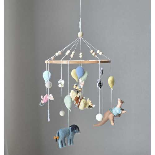 Classic nursery Winnie and his friends, Baby girl mobile, Vintage cot boy mobile, hanging teddy bear mobile, baby shower, best new mom gift.