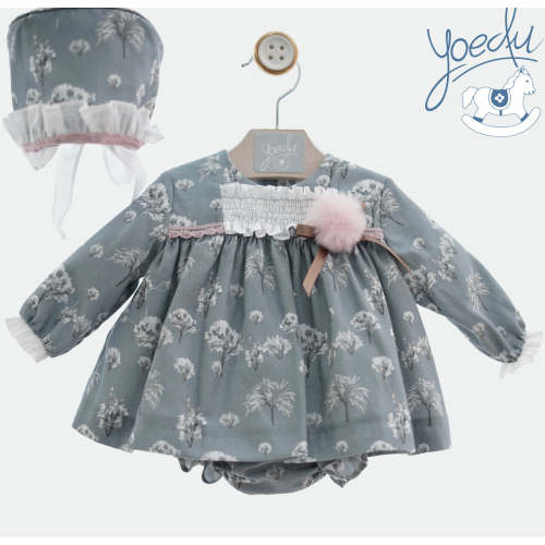 Beautiful Baby girl Dress/Bonnet/Bloomers 3 piece set