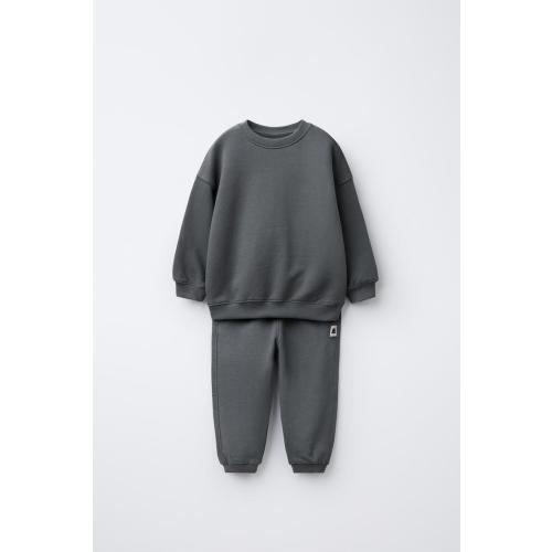 SWEATSHIRT AND JOGGER PANTS SET WITH TAG DETAIL - Dark gray | ZARA United States