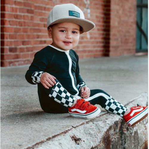 Checked Out Snoozer – Fletch