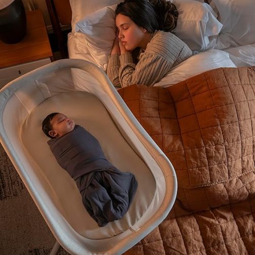 HALO BassiNest Swivel Sleeper 3.0 – Over-Bed Baby Bassinet with 360 Rotation, Adjustable Height, Breathable Mesh, Safe Close Sleeping, Lowering Wall for Easy Access, Feeding & C-Section Recovery