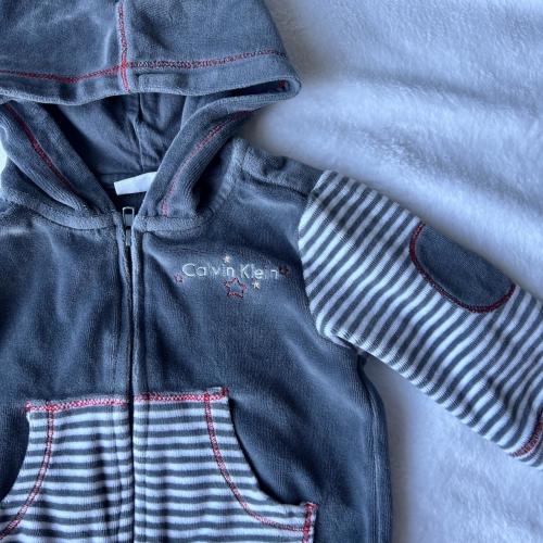 baby calvin klein hoodie. no flaws. size 3-6 months