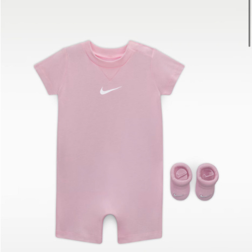 Nike Baby Essentials Baby Romper and Booties Set. Nike.com