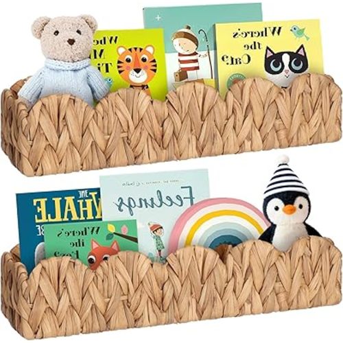 2 Set Scalloped Nursery Book Shelves 15.8 Inch Woven Natural Water Hyacinth Bookshelf Wall Mounted Hanging Boho Wicker Book Shelf for Bedroom Nursery Decor and Storage