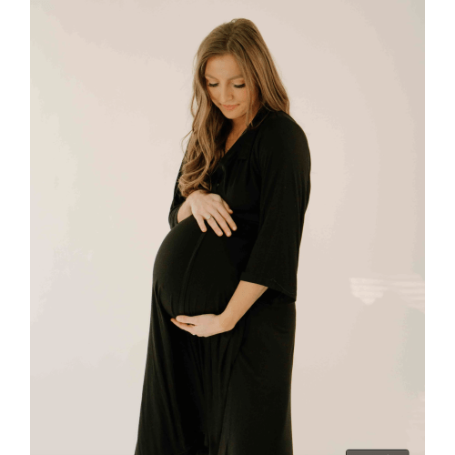 Lila Labor & Postpartum Gown in Black