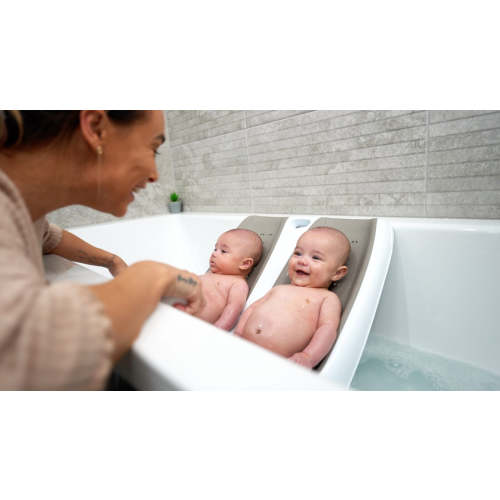 Twin Bath: Safe and Convenient Bathing Solution for Twins – bumble beez