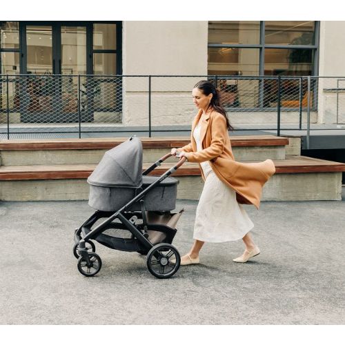 UPPAbaby® Vista® V3, Mesa V3 + Bassinet V3 Infant Travel System