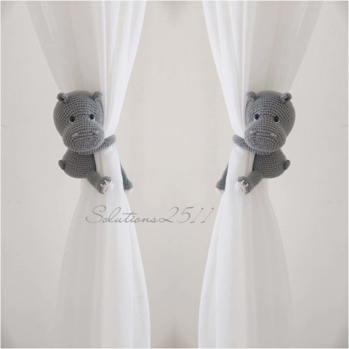 Hippo Tie Backs, Hippo Crochet Curtain Tie Backs, Nursery Curtain Tie Backs. Animal home Nursery, Nursery Decor. (Made to order)