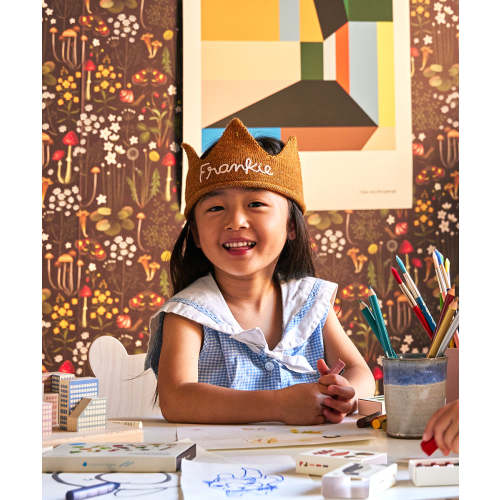 Personalized Gold Crown – White Thread | Oeuf