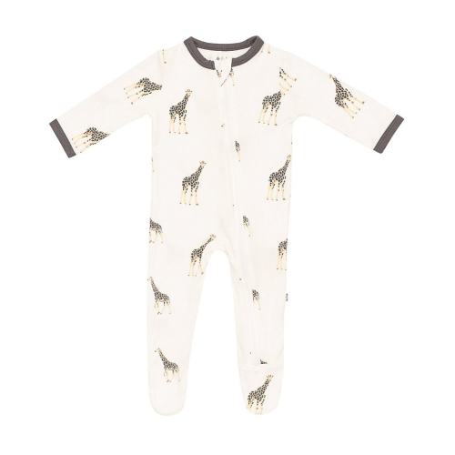 Kyte BABY Baby Boys Bamboo Giraffe Print Zip Front Footie