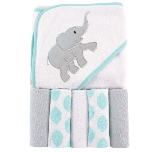 Hooded Towel with Five Washcloths