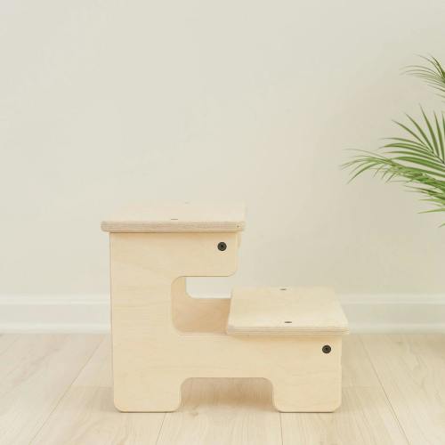 The Step Stool – Maisonette