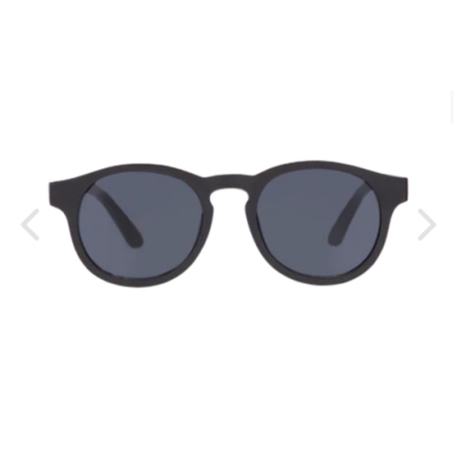0-2 Jet Black Keyhole – Babiators Sunglasses