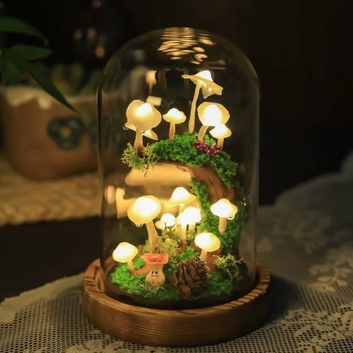 Cute Mushroom Lamp on Crescent Tree Stump, Mushroom Night Light with Pinecone, Moss, Enchanted Forest Mushroom Lights, Room Decor Gifts Lamp