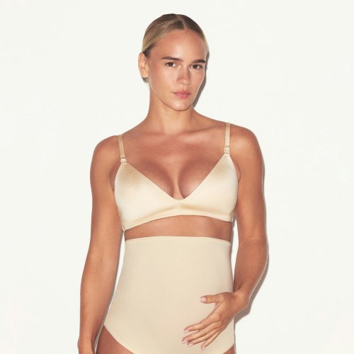 WIRELESS FORM MATERNITY NURSING BRA | SAND | SKIMS