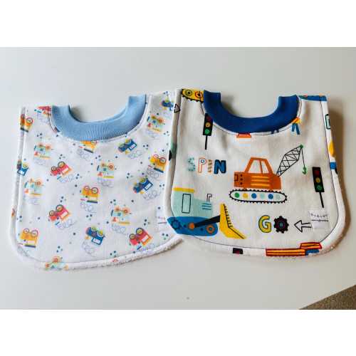 Baby bibs set of 2