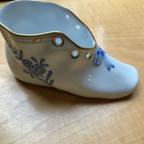 Herend Baby Shoe Kimberly Hand Painted Porcelain Hungary