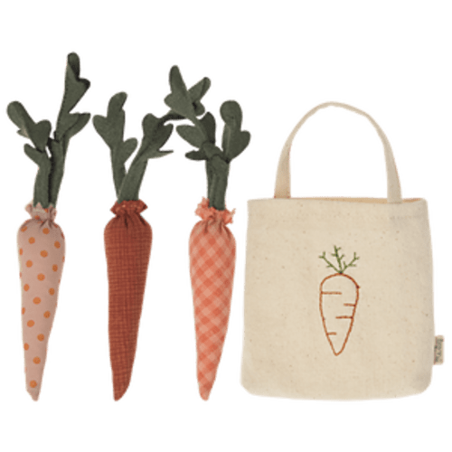 Carrots in Shopping Bag - Maileg USA