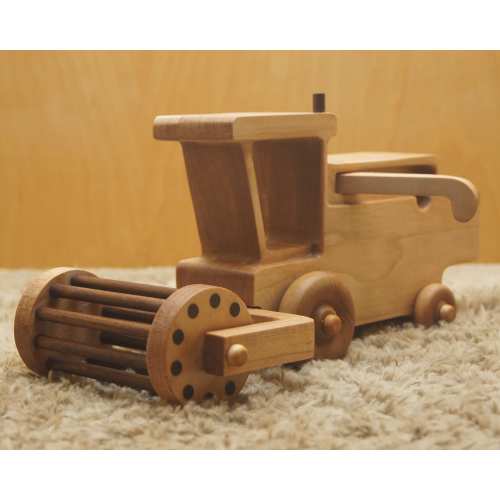 Wooden Toy Combine With Wheat Head