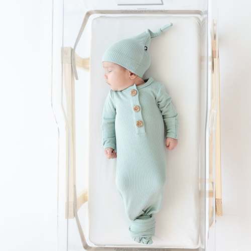Ribbed Knotted Gown and Hat Sage | Going Home | Kyte Baby