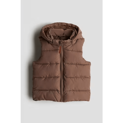 HOODED VEST