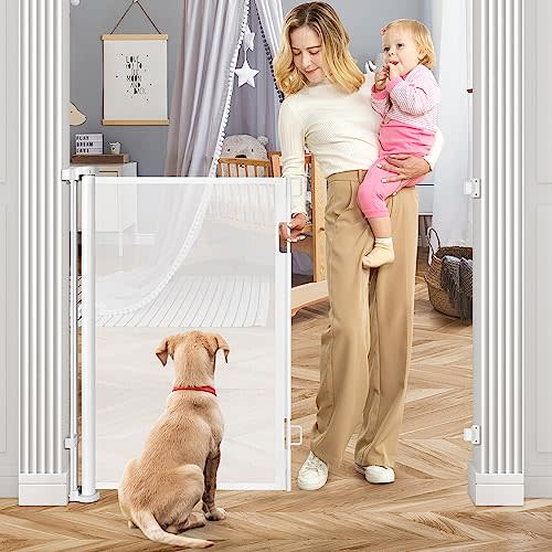 42 Inch Extra Tall Baby Gates for Doorways 55" Wide Retractable Dog Gate Indoor 3.5ft Extra Tall Baby Gates for Dogs Outdoor Retractable Gate for Stairs Prevent Kids/Pets from Jumping Over, White