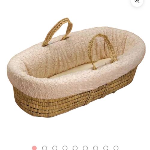 Cuddles & Kisses Cozy Moses Basket