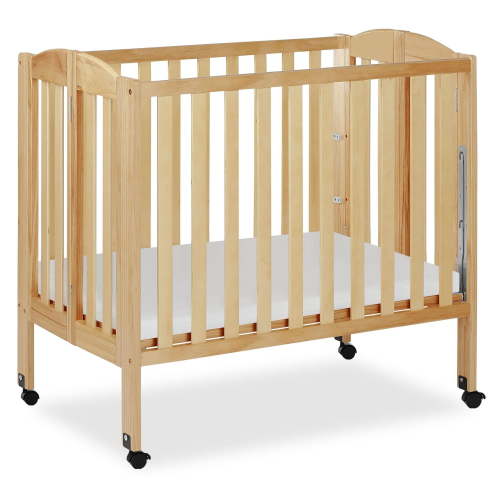 Dream On Me Tessa 2-in-1 Folding Mini Crib | Space-Saving Portable Baby Crib with 2 Adjustable Mattress Levels & Locking Wheels | Solid Pine Wood, Teething Rail | Ideal for Apartments, Daycare & Grand - Walmart.ca