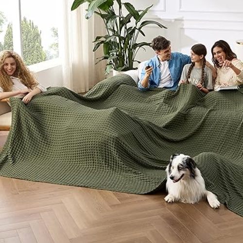 Bedsure Cooling Cotton Waffle Oversized King Blanket - Lightweight Breathable Rayon Derived from Bamboo for Hot Sleepers, Luxury Throws for Bed and Sofa, Olive Green, 120x96 Inches