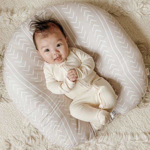 Boppy Boppy x Babylist Original Newborn Lounger - Sand Stiched Stripe
