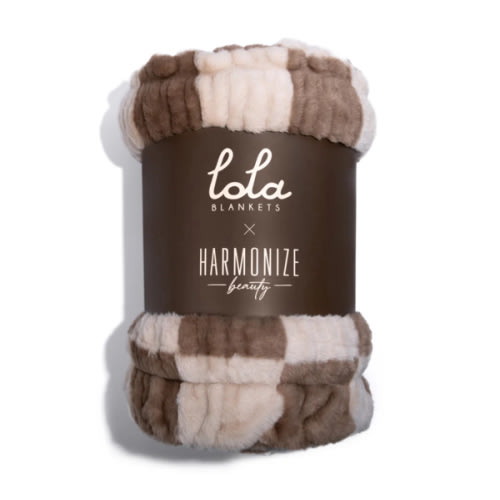 Tan and White Checkered Blanket | Latte Check – Lola Blankets