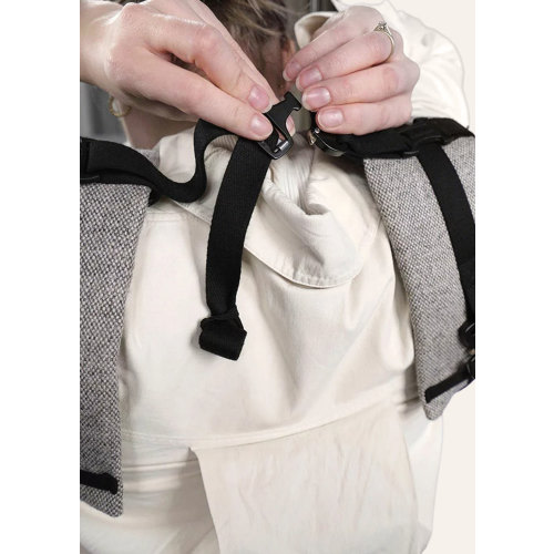 Baby carrier with Austrialpin® | ANGELCAB