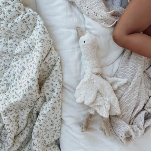 Small Cuddly Goose - White – About Baby Shop®