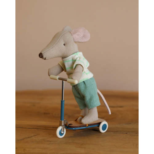 Maileg Mouse Size Scooter / Kickboard - Blue– Odin Parker